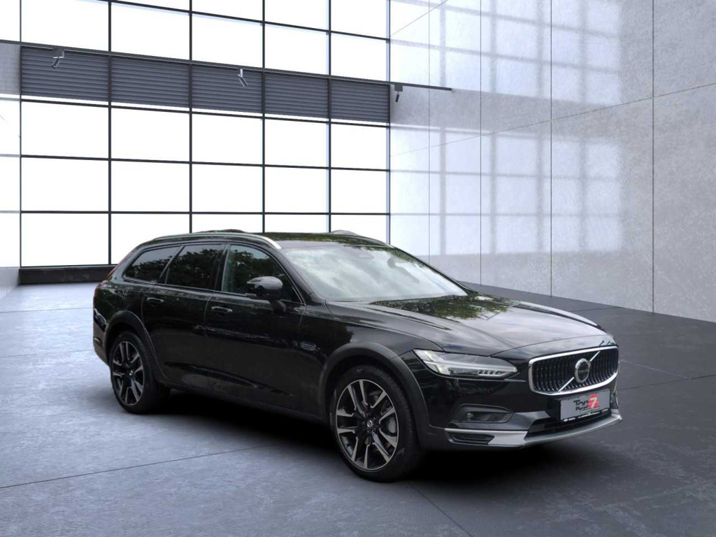 Volvo V90 Cross Country