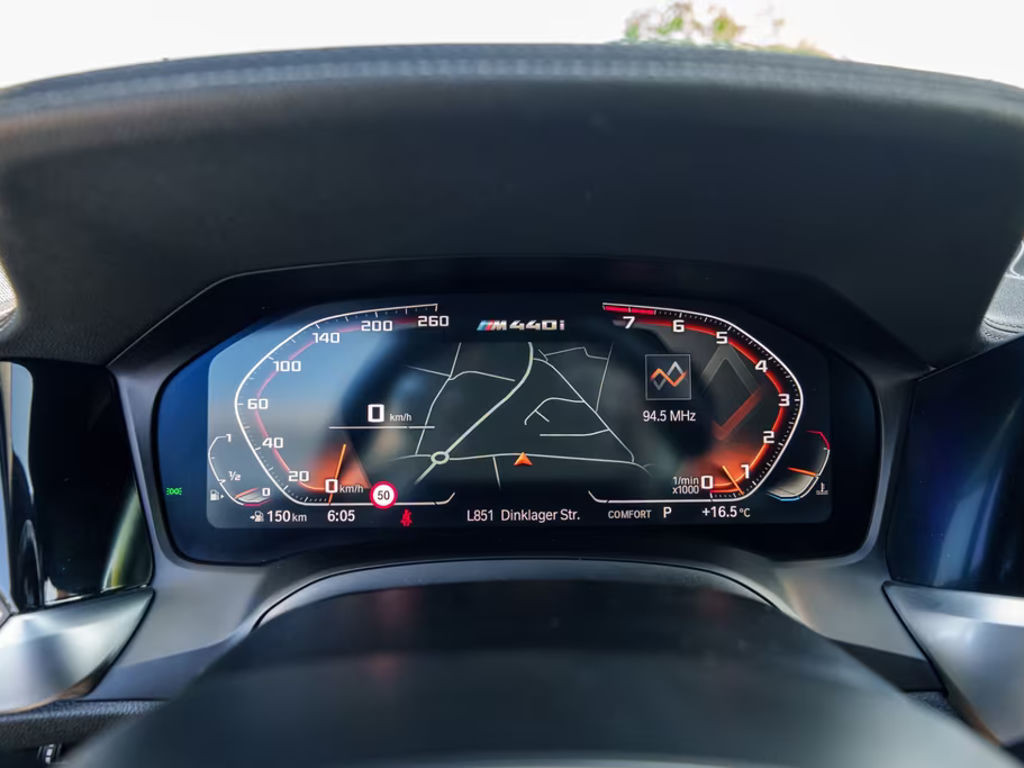 BMW M440