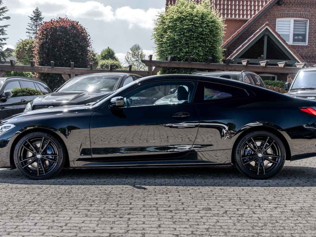 BMW M440
