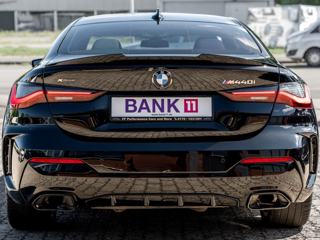 BMW M440