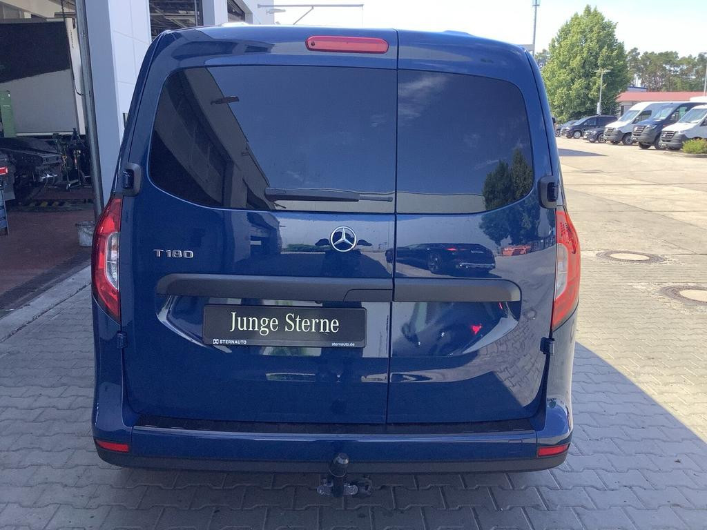 Mercedes-Benz T 180
