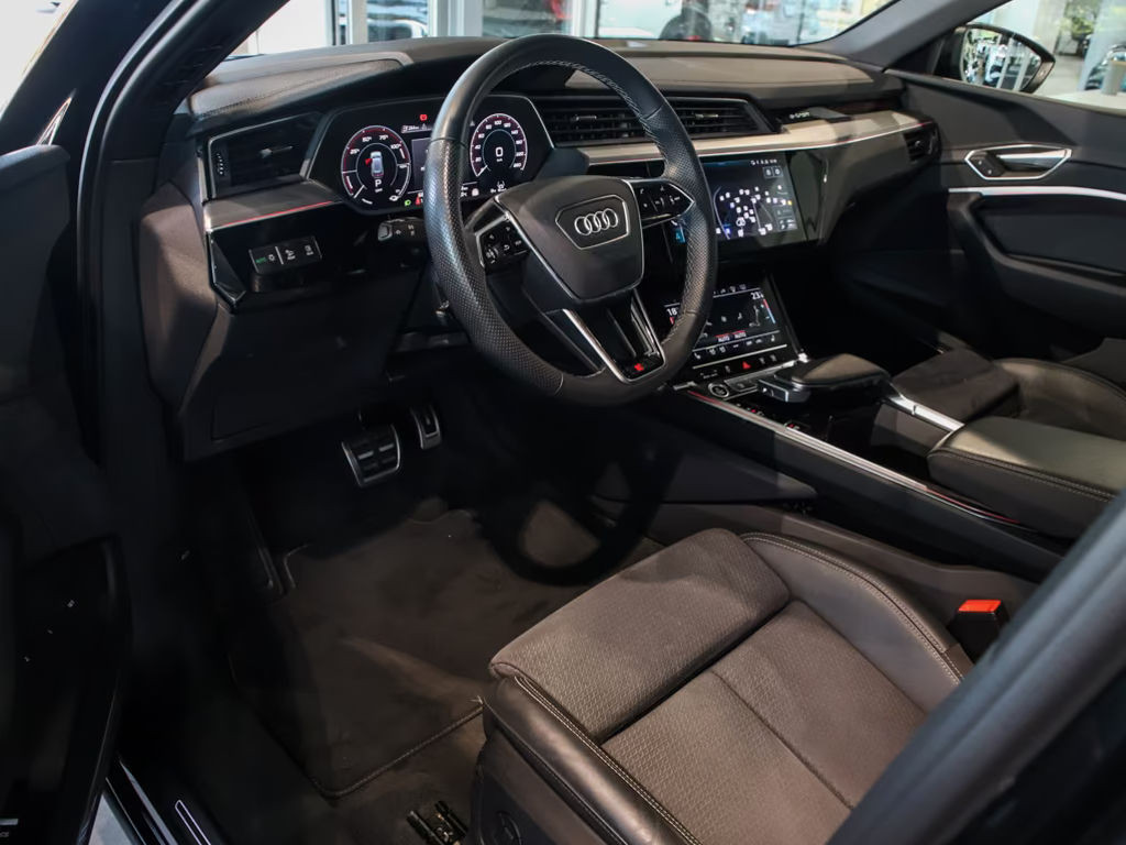 Audi Q8 e-tron