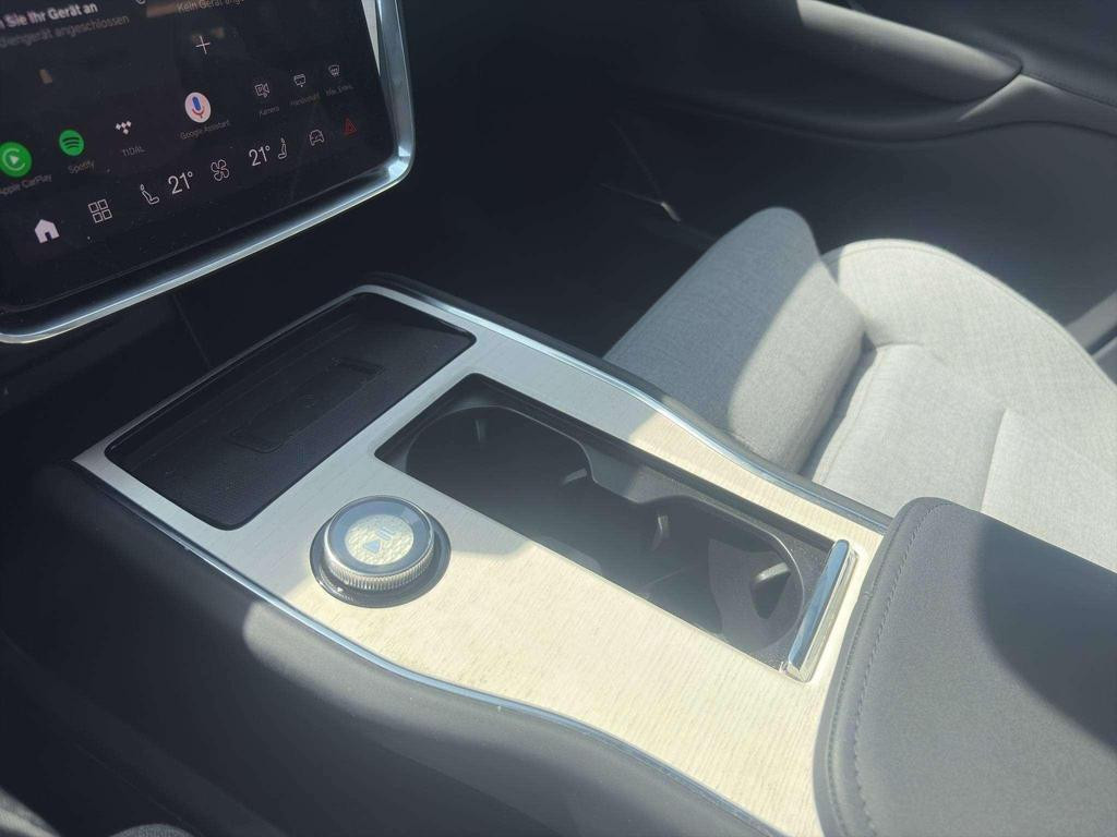 Volvo EX90