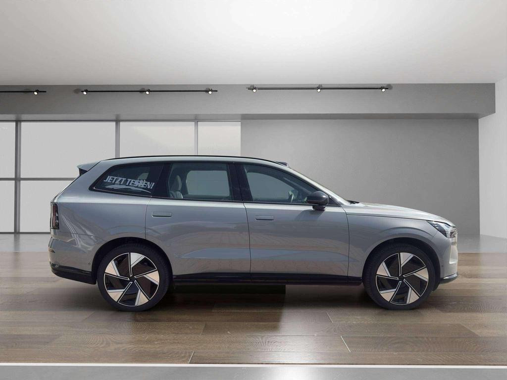 Volvo EX90