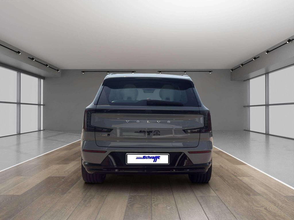 Volvo EX90