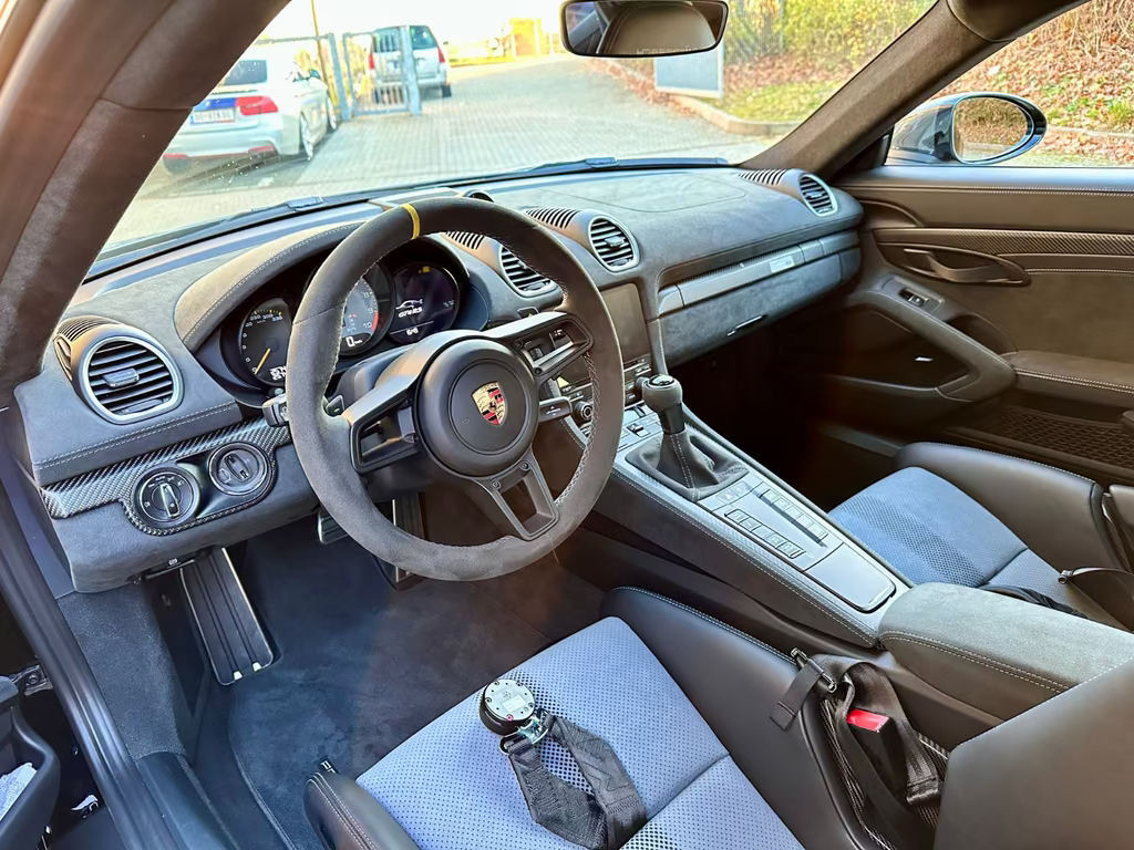 Porsche Cayman RS