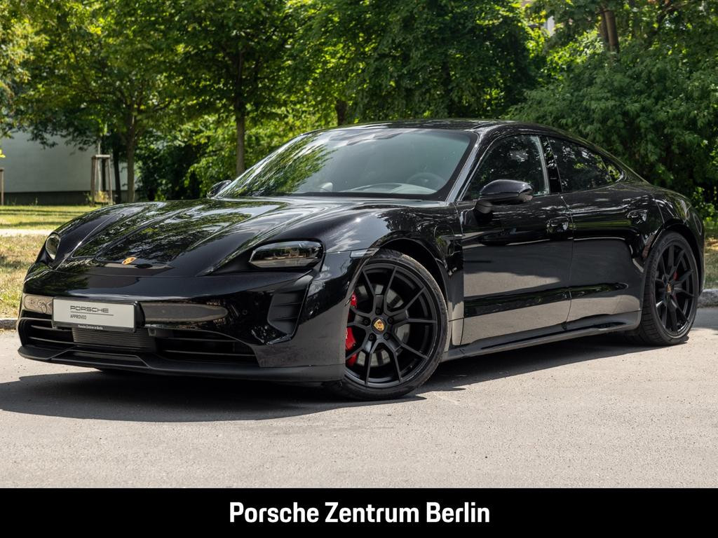 Porsche Taycan GTS