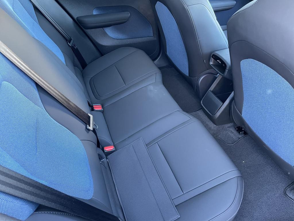 Volvo EX30