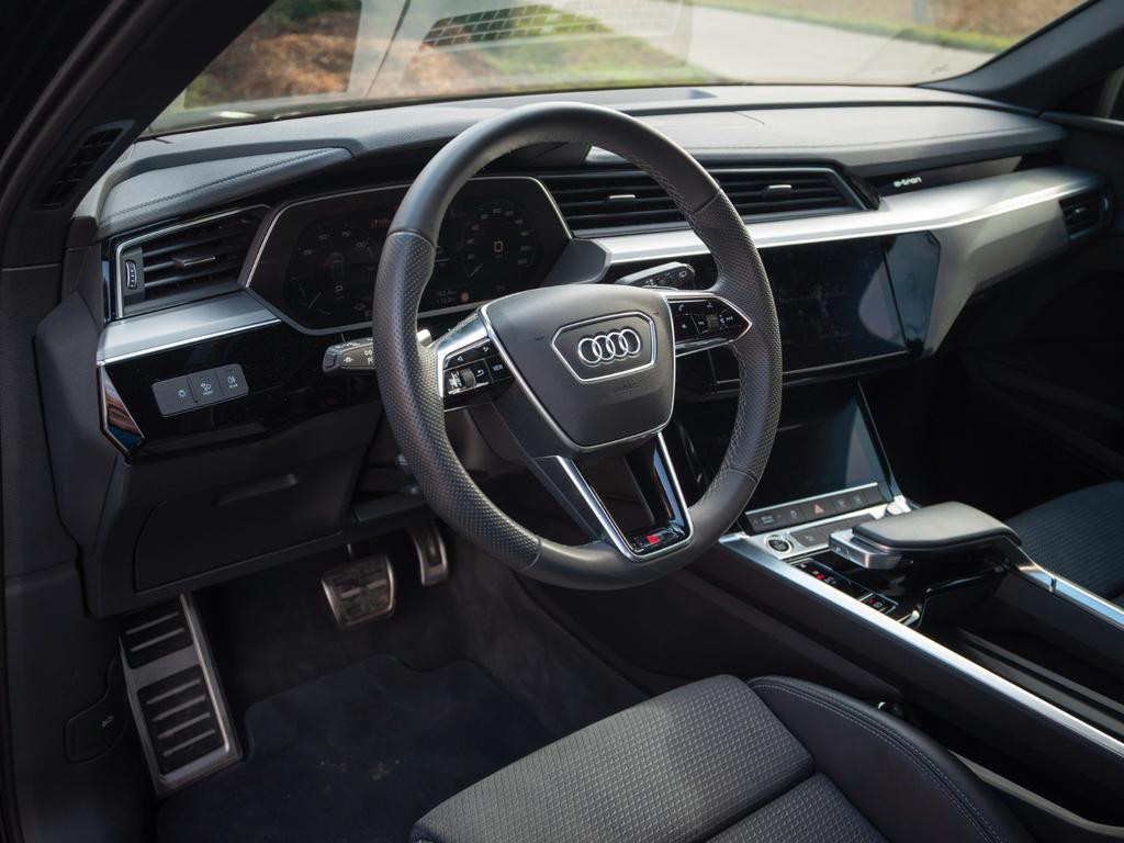 Audi Q8 e-tron