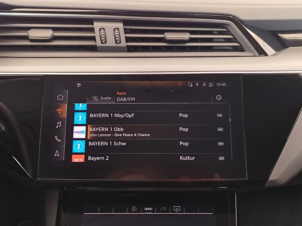 Audi e-tron