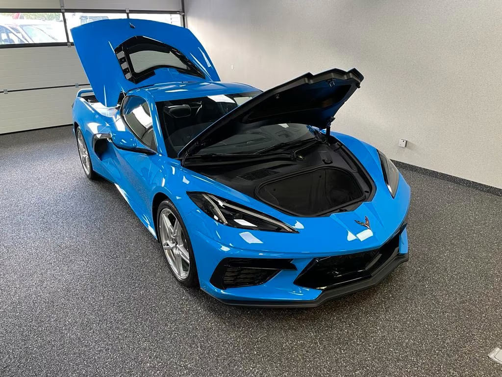 Corvette C8