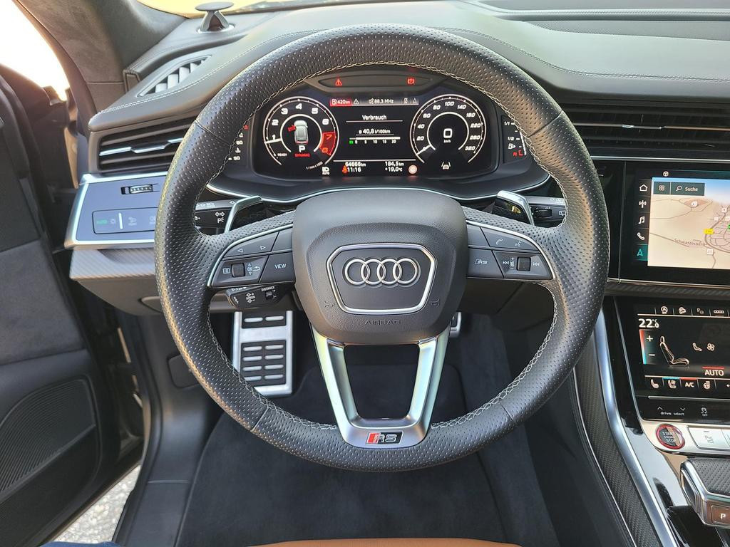 Audi RS Q8