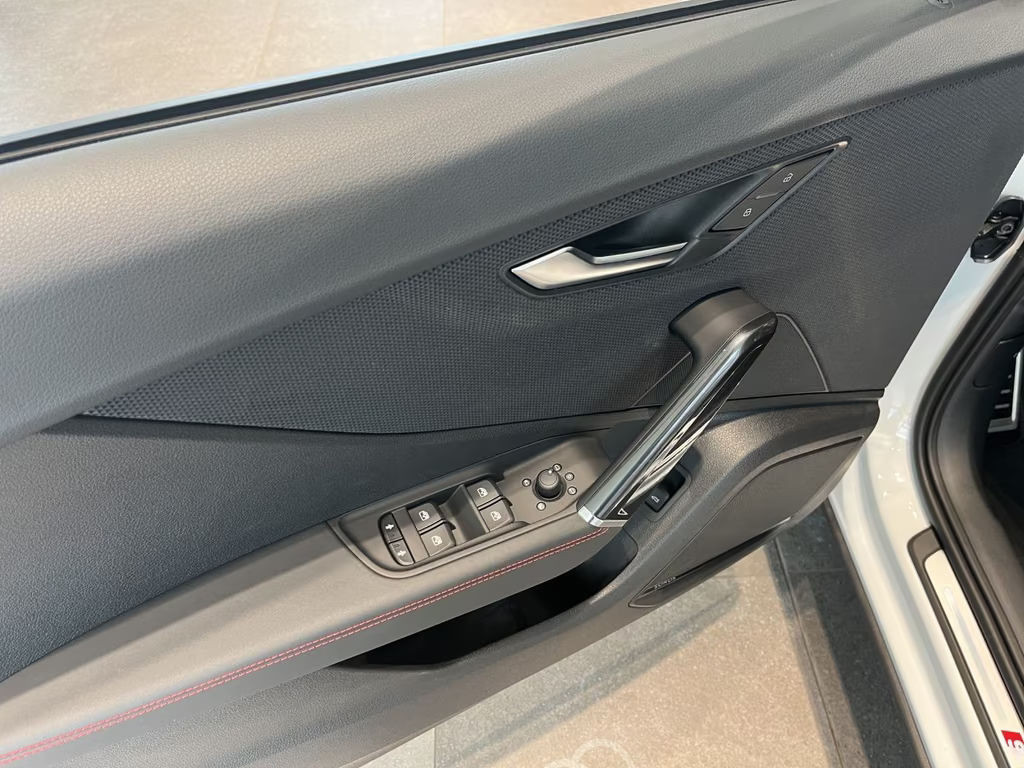 Audi SQ2