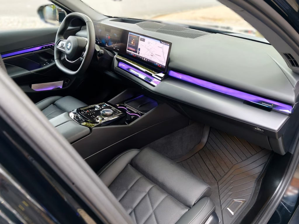 BMW i5