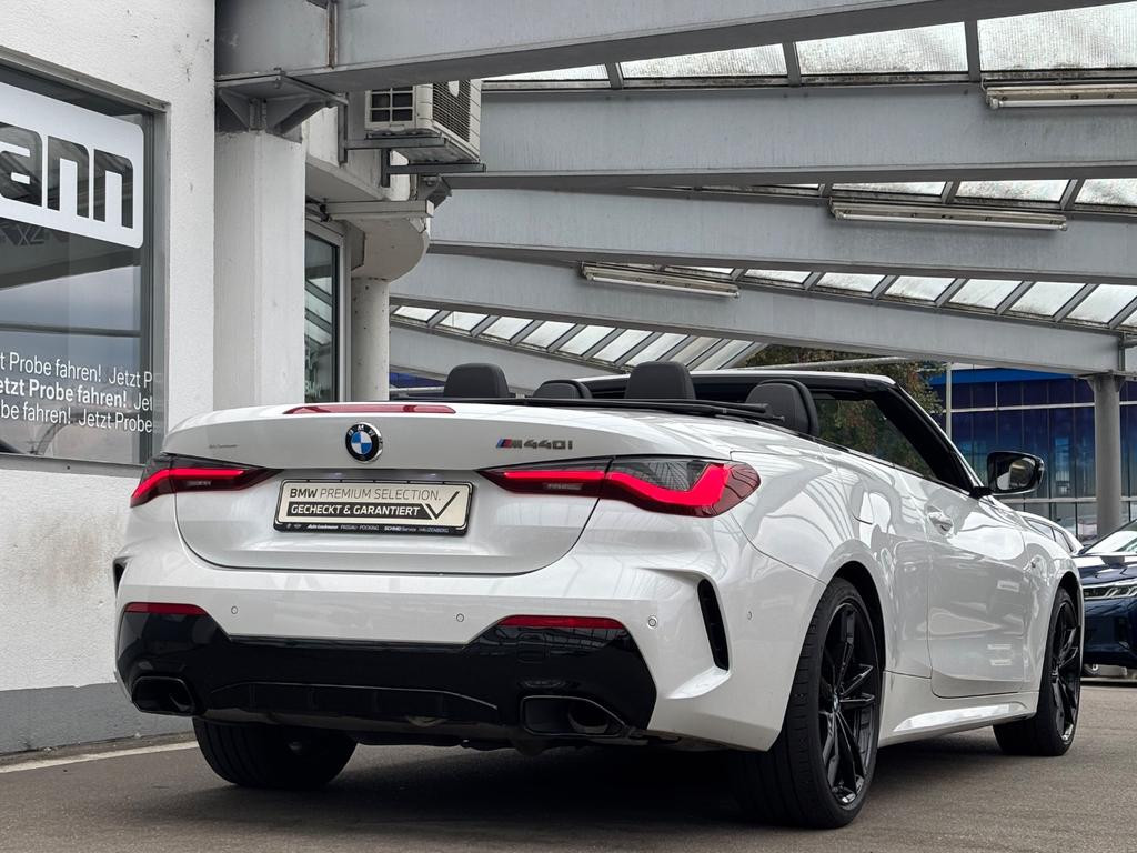 BMW M440