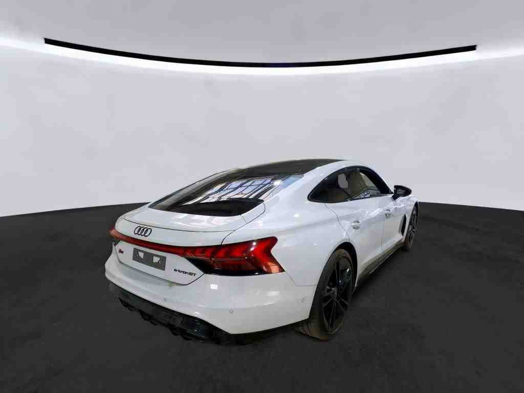 Audi RS e-tron GT