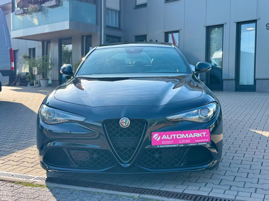 Alfa Romeo Giulia Quadrifoglio Carbon