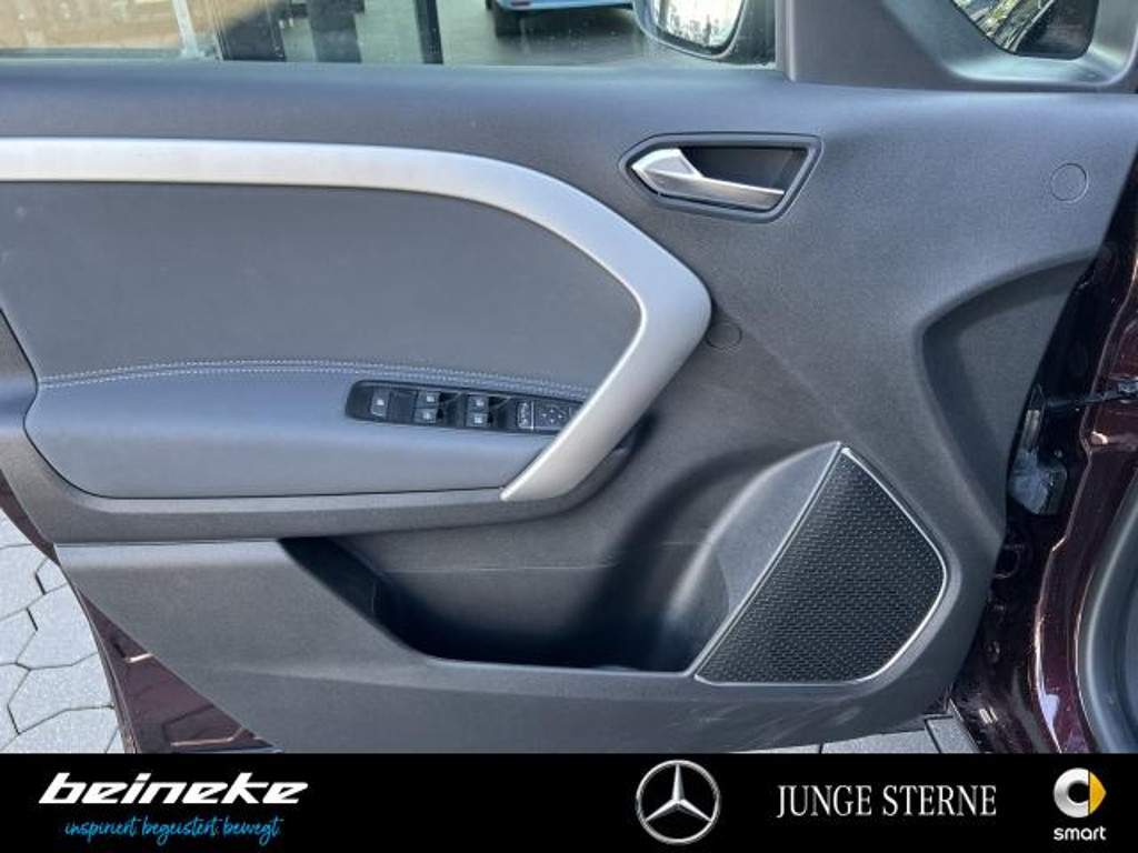 Mercedes-Benz T 180