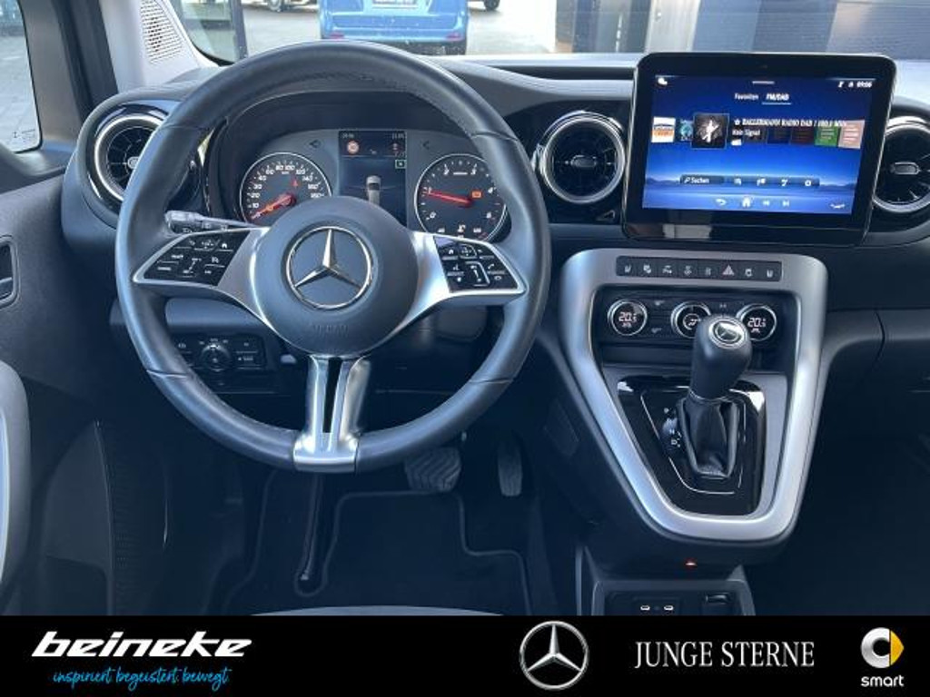 Mercedes-Benz T 180