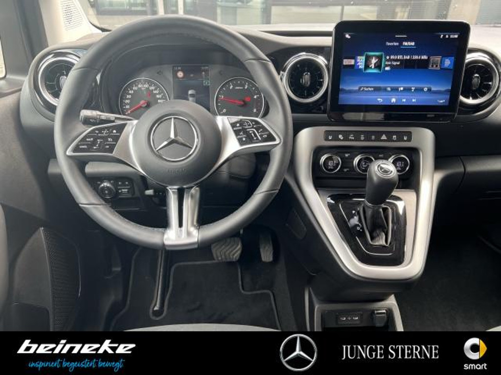 Mercedes-Benz T 180