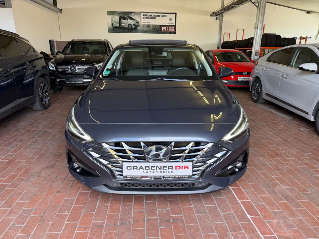 Hyundai i30 Hybrid Prime