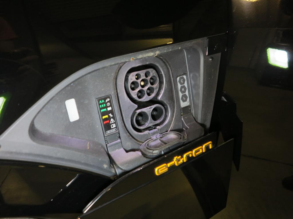 Audi e-tron