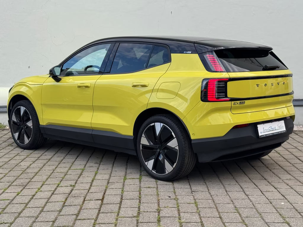 Volvo EX30