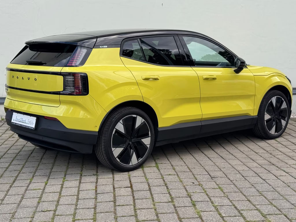 Volvo EX30