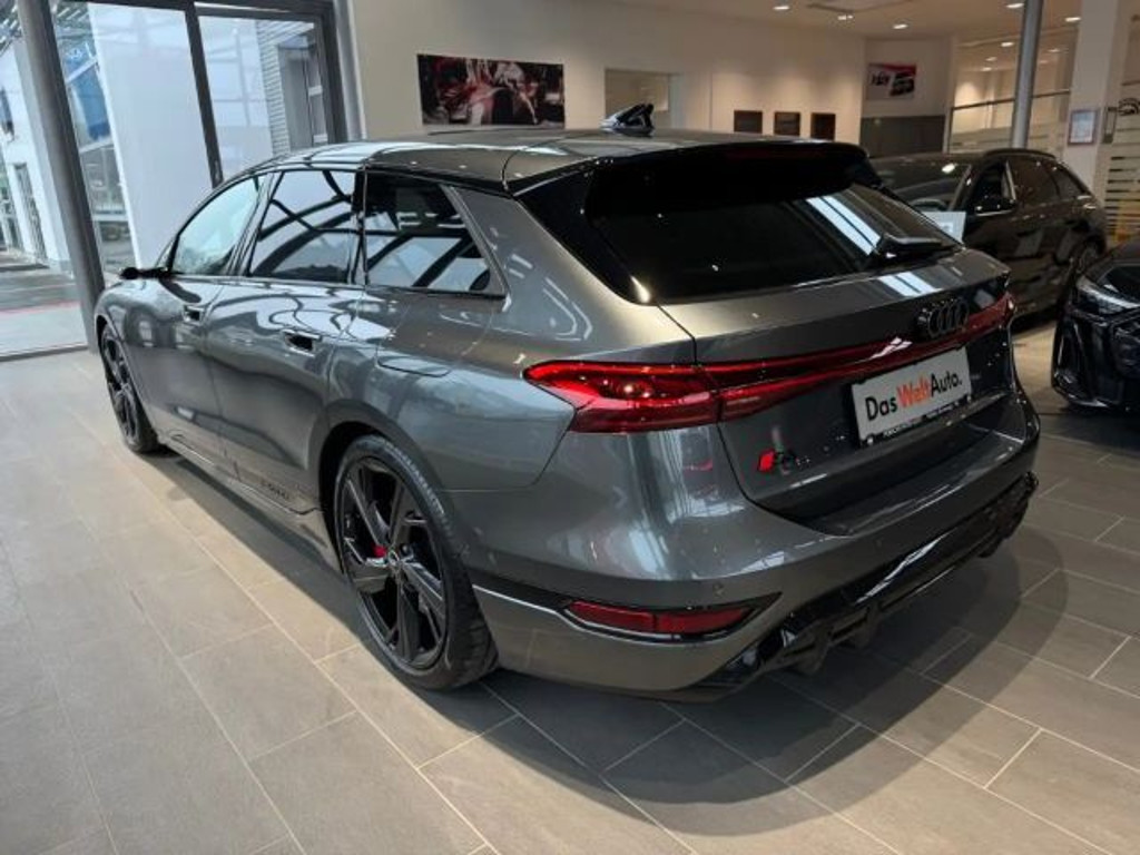 Audi S6 e-tron