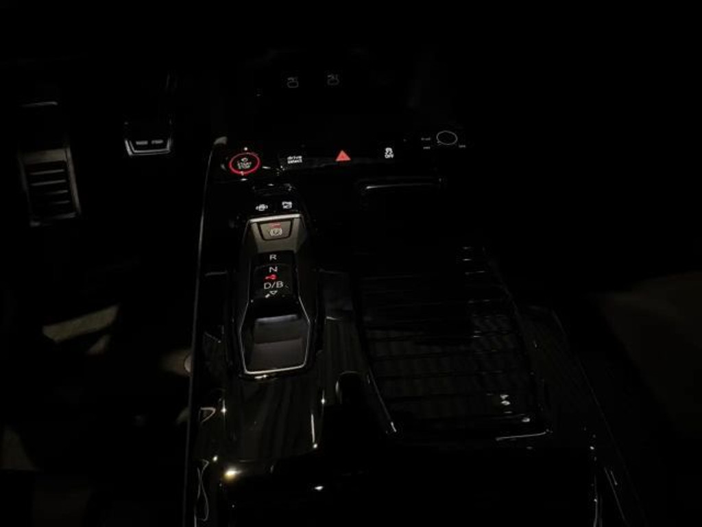 Audi S6 e-tron