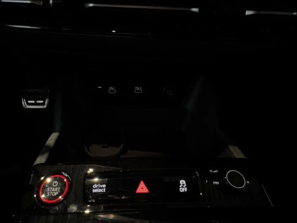 Audi S6 e-tron