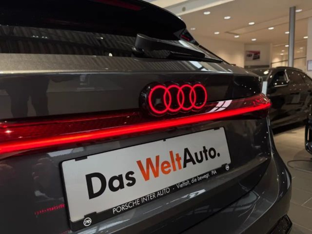Audi S6 e-tron