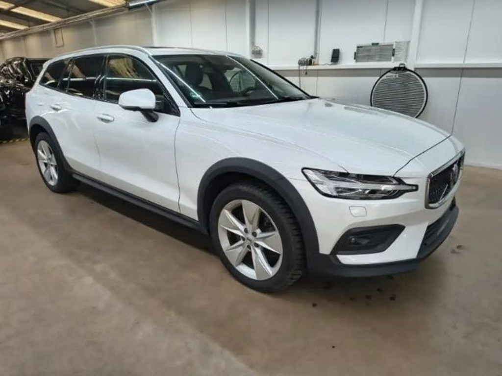 Volvo V60 Cross Country