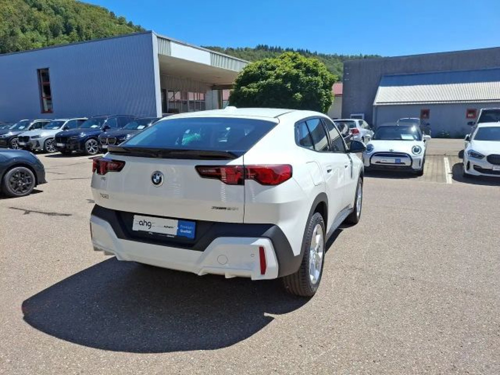 BMW X2