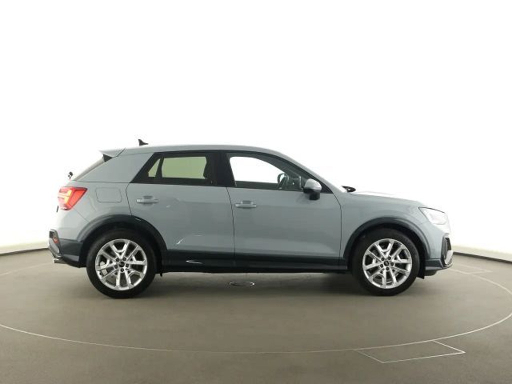 Audi SQ2