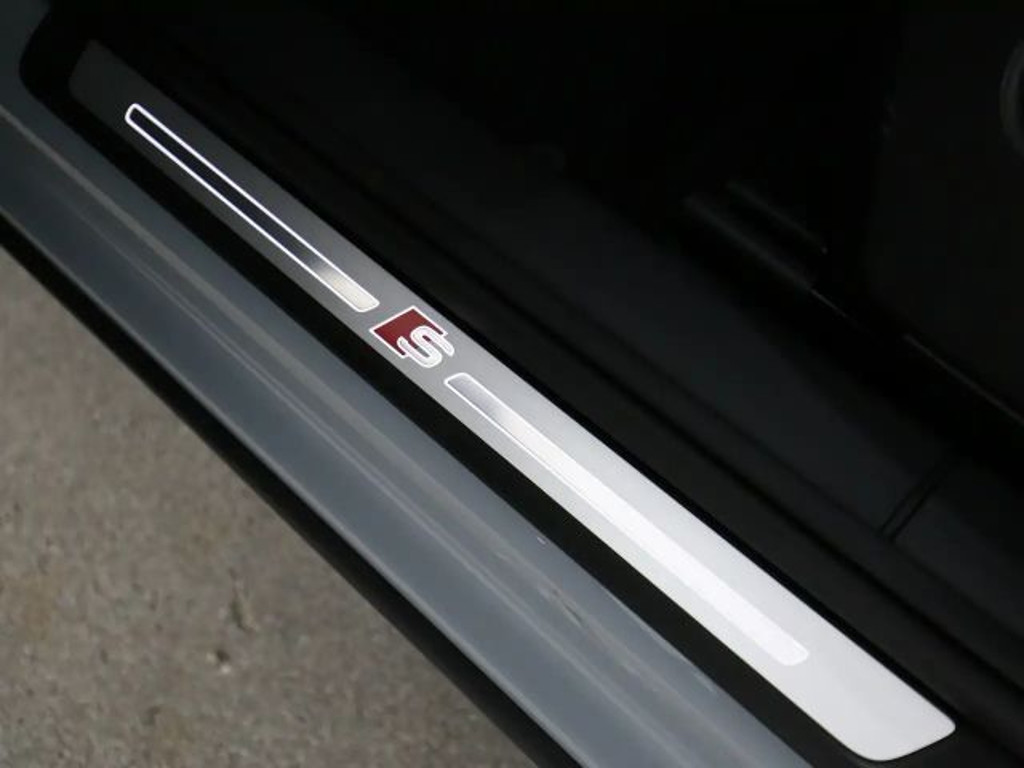 Audi SQ2