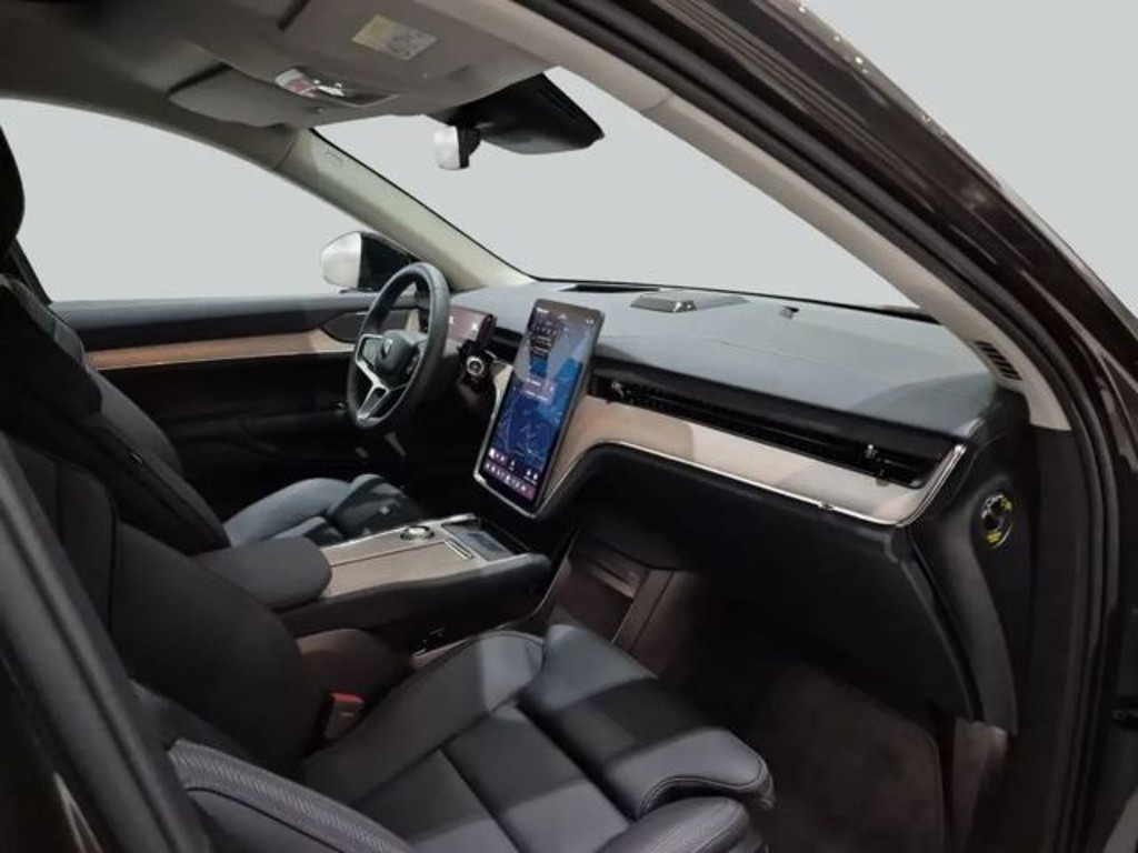 Volvo EX90