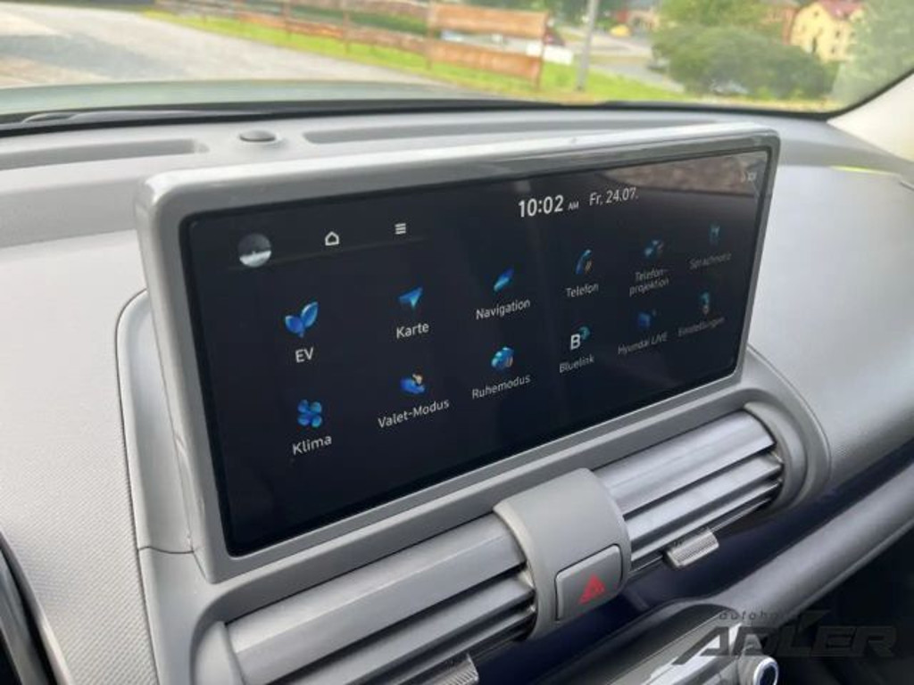 Hyundai INSTER