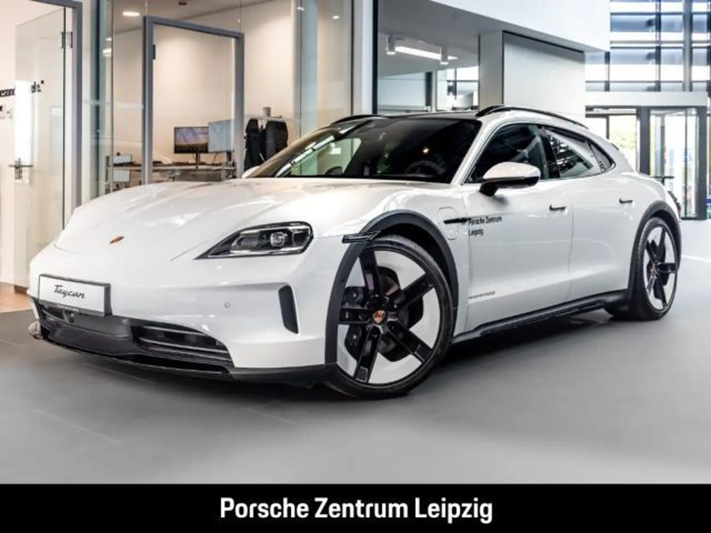 Porsche Taycan Cross Turismo 4