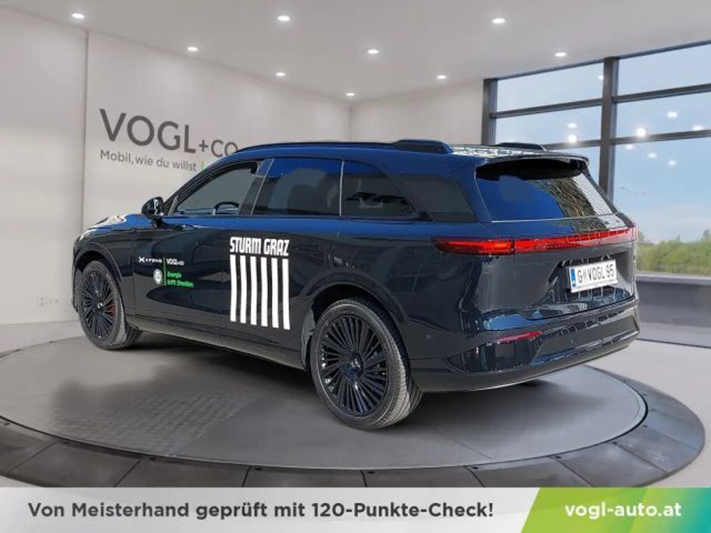 Xpeng G9