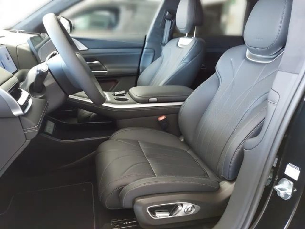 Xpeng G9