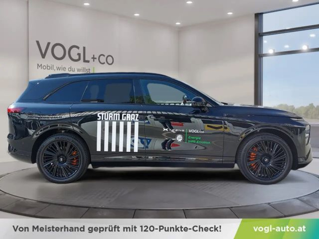 Xpeng G9
