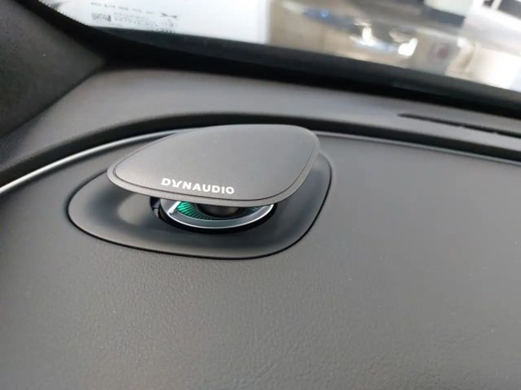 Xpeng G9