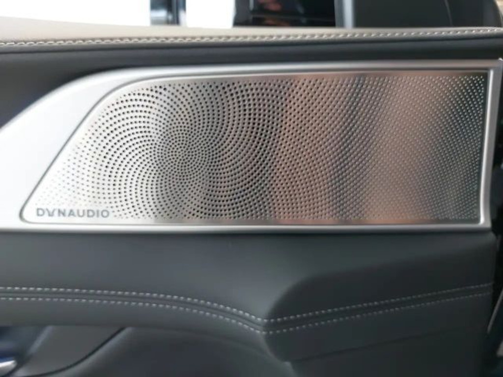 Xpeng G9