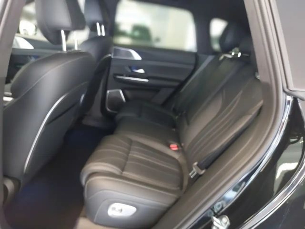 Xpeng G9