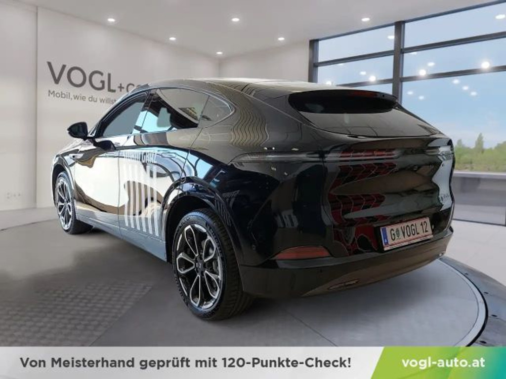 Xpeng G6