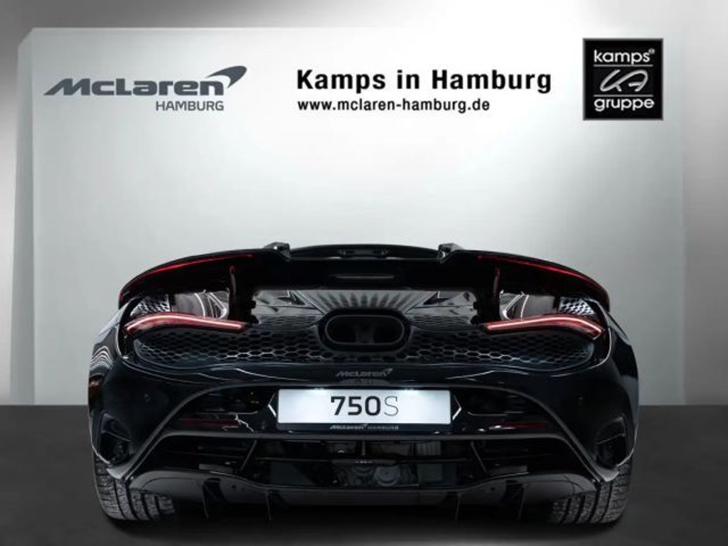 McLaren 750S