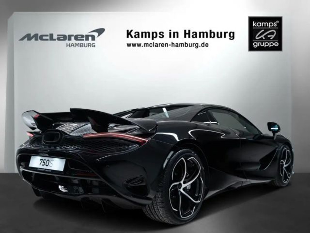 McLaren 750S