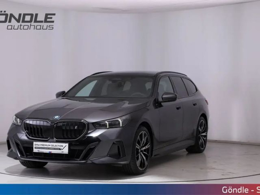 BMW i5 xDrive40