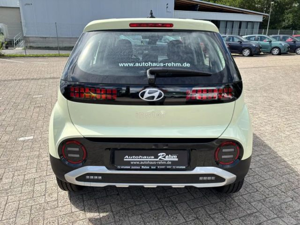 Hyundai INSTER